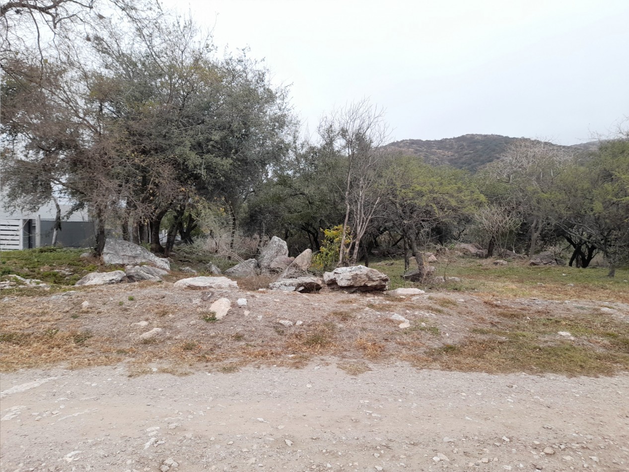 TERRENO EN VENTA 833 m2. COUNTRY TIERRALTA.MALAGUEÑO