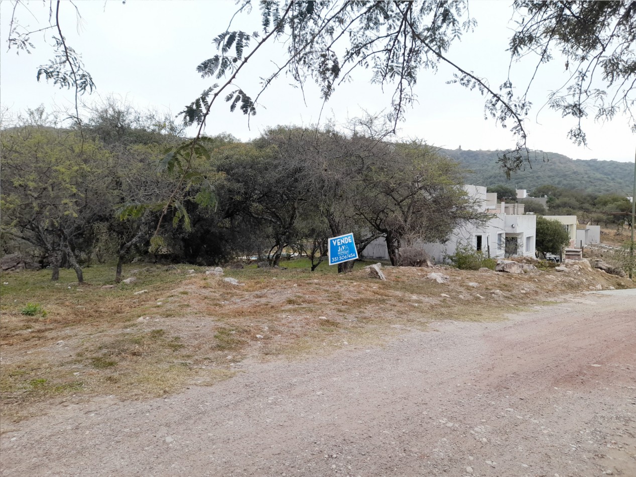 TERRENO EN VENTA 833 m2. COUNTRY TIERRALTA.MALAGUEÑO