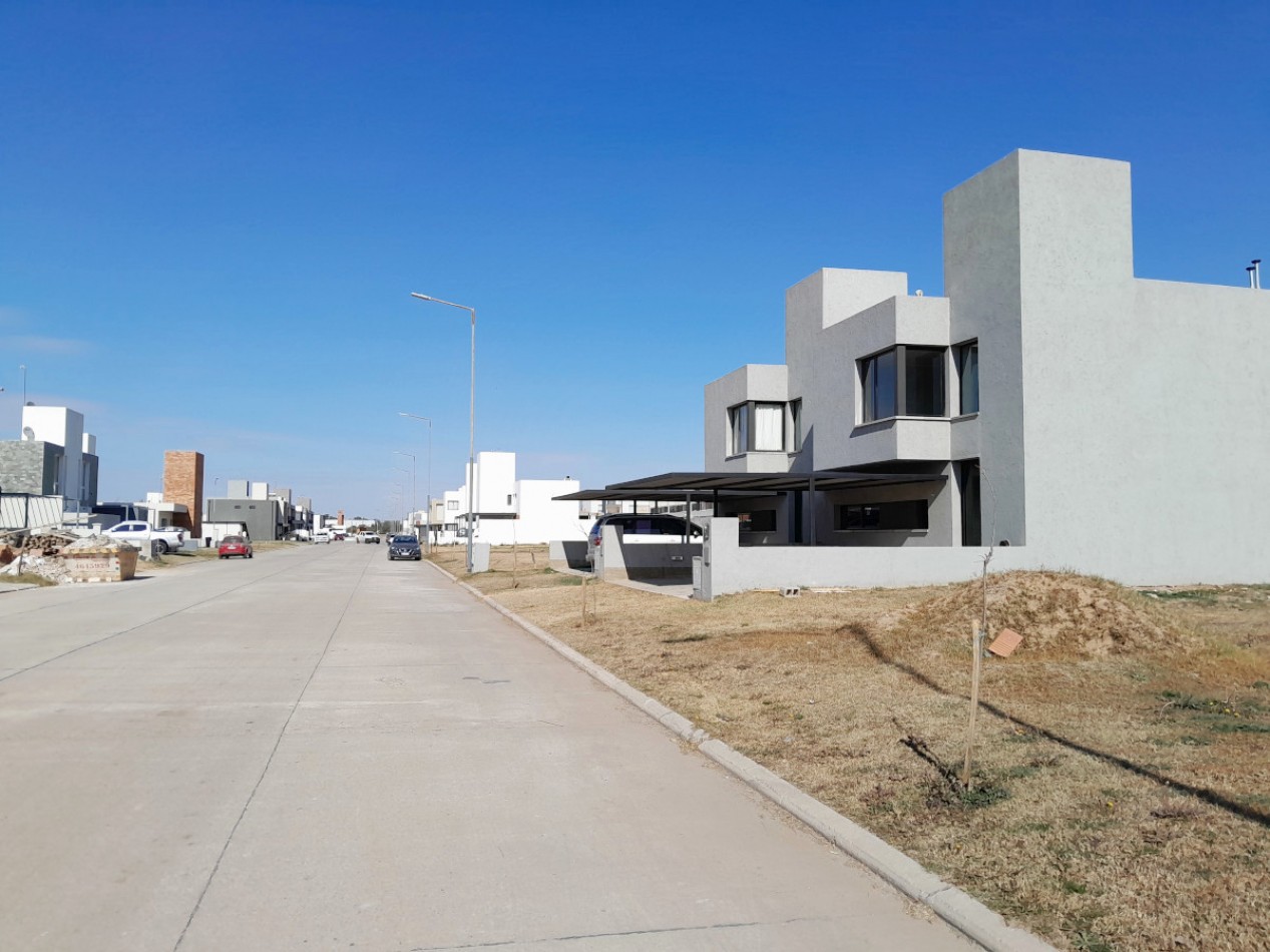 VENDO LOTE CENTRAL 372 M2 - SAN IGNACIO VILLAGE - POSESION INMEDIATA!!!