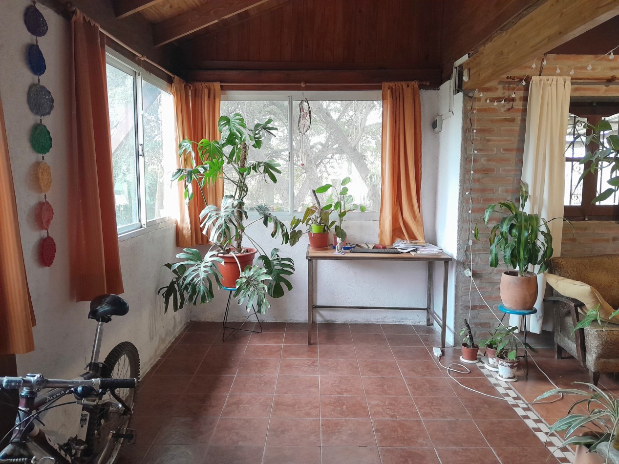 VENDO CASA TIPO CABAÑA EN 2 TERRENOS. ANISACATE. ESCRITURA!!!