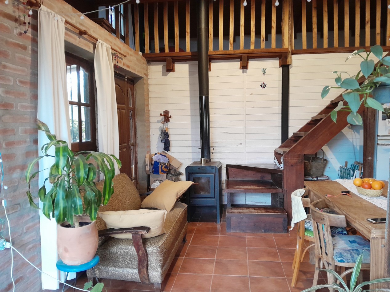 VENDO CASA TIPO CABAÑA EN 2 TERRENOS. ANISACATE. ESCRITURA!!!