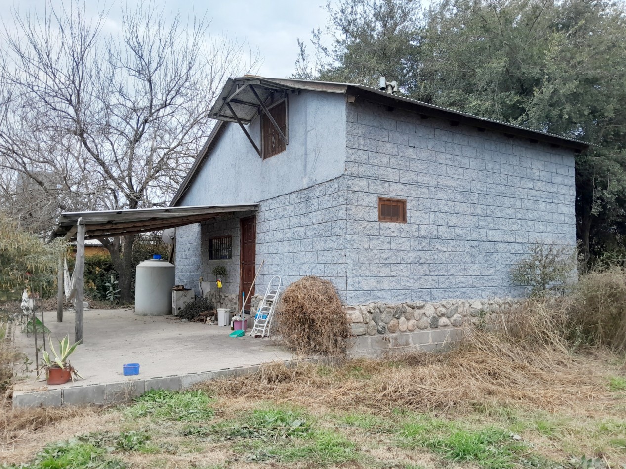 VENDO CASA TIPO CABAÑA EN 2 TERRENOS. ANISACATE. ESCRITURA!!!