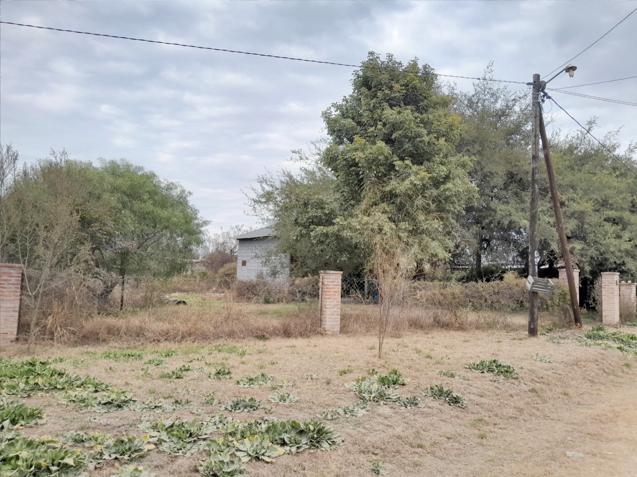 VENDO CASA TIPO CABAÑA EN 2 TERRENOS. ANISACATE. ESCRITURA!!!