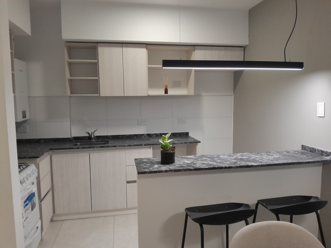 VENDO DEPARTAMENTO 2 DORM. A ESTRENAR EN PLANTA BAJA. B° NUEVA CORDOBA. TOTALMENTE AMOBLADO!!!