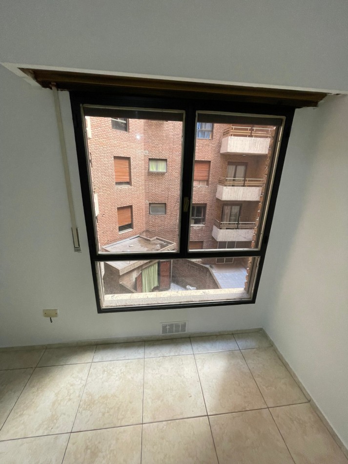 VENDO DEPARTAMENTO DE 2 DORM. B° NUEVA CORDOBA. ESCRITURA!!!