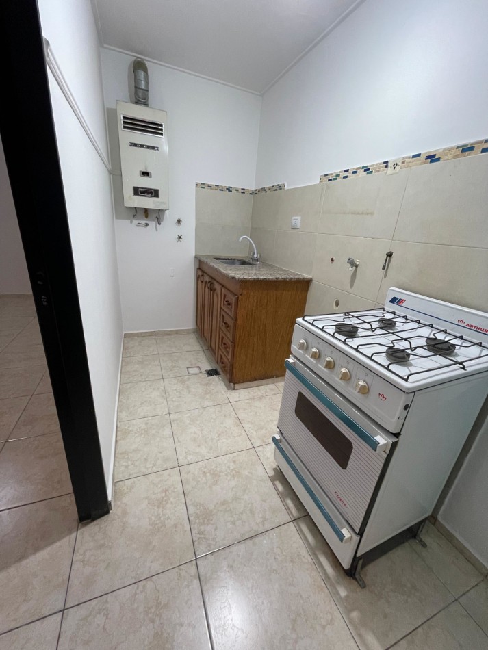 VENDO DEPARTAMENTO DE 2 DORM. B° NUEVA CORDOBA. ESCRITURA!!!