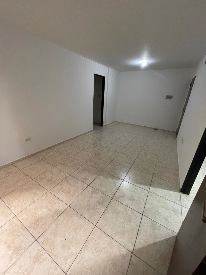 VENDO DEPARTAMENTO DE 2 DORM. B° NUEVA CORDOBA. ESCRITURA!!!