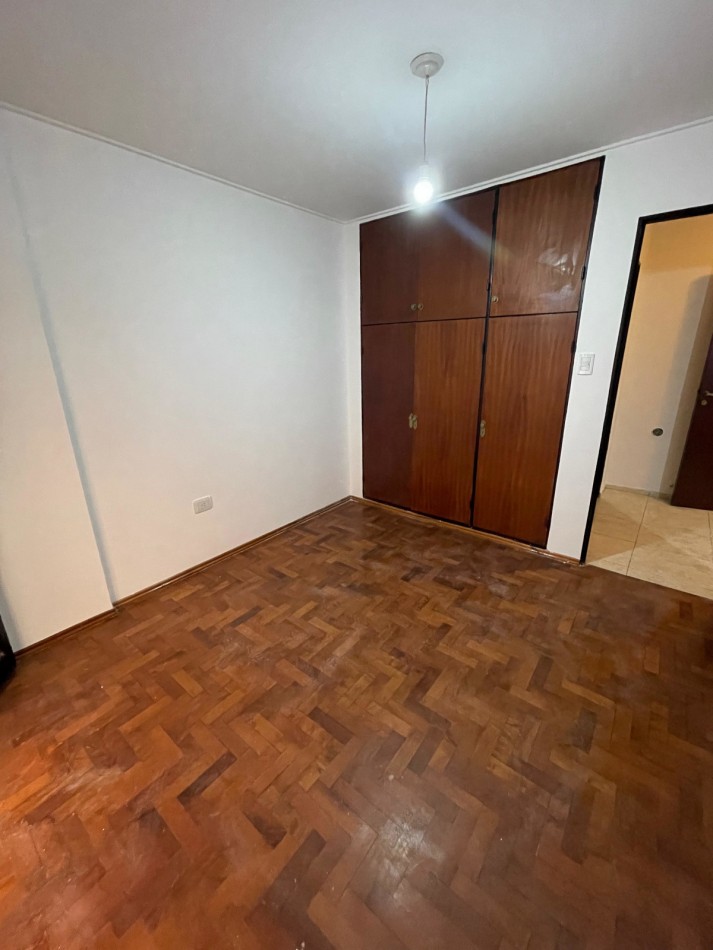 VENDO DEPARTAMENTO DE 2 DORM. B° NUEVA CORDOBA. ESCRITURA!!!