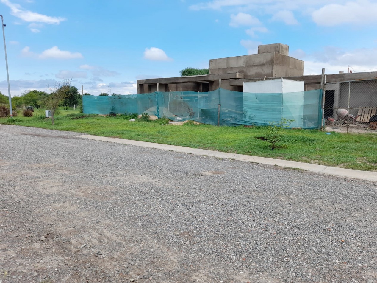 LOTE EN VENTA B° LA CERCANIA - MENDIOLAZA 1.000 m2. ESCRITURA!!!