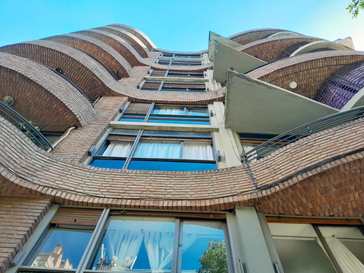 VENDO DEPARTAMENTO 2 DORM. C/BALCONES. B° NUEVA CORDOBA