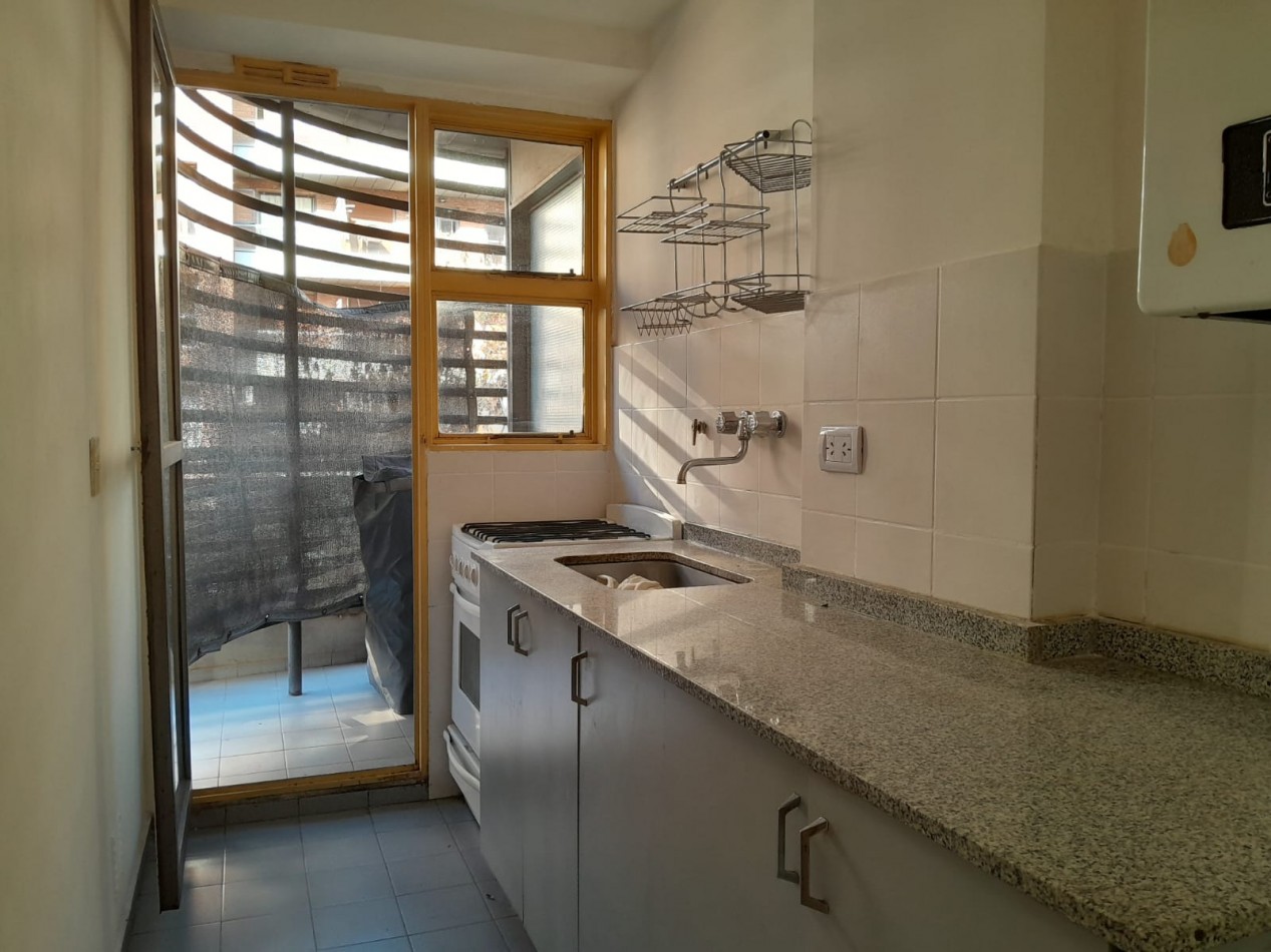 VENDO DEPARTAMENTO 2 DORM. C/BALCONES. B° NUEVA CORDOBA