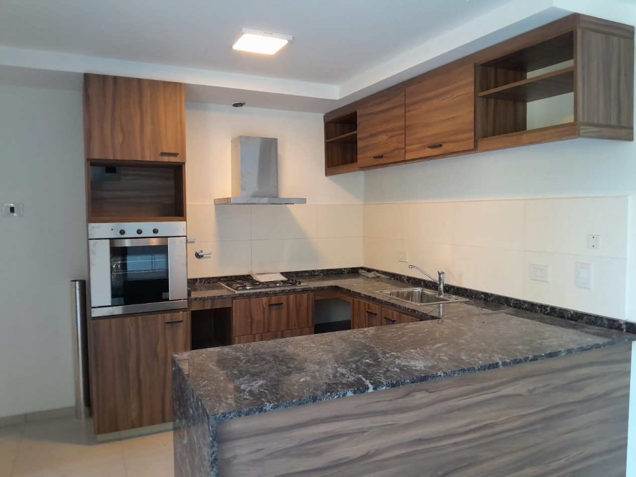 VENDO CASA 3 DORM. ETAPA ECO-VILLA CATALINA C/ESCRITURA 