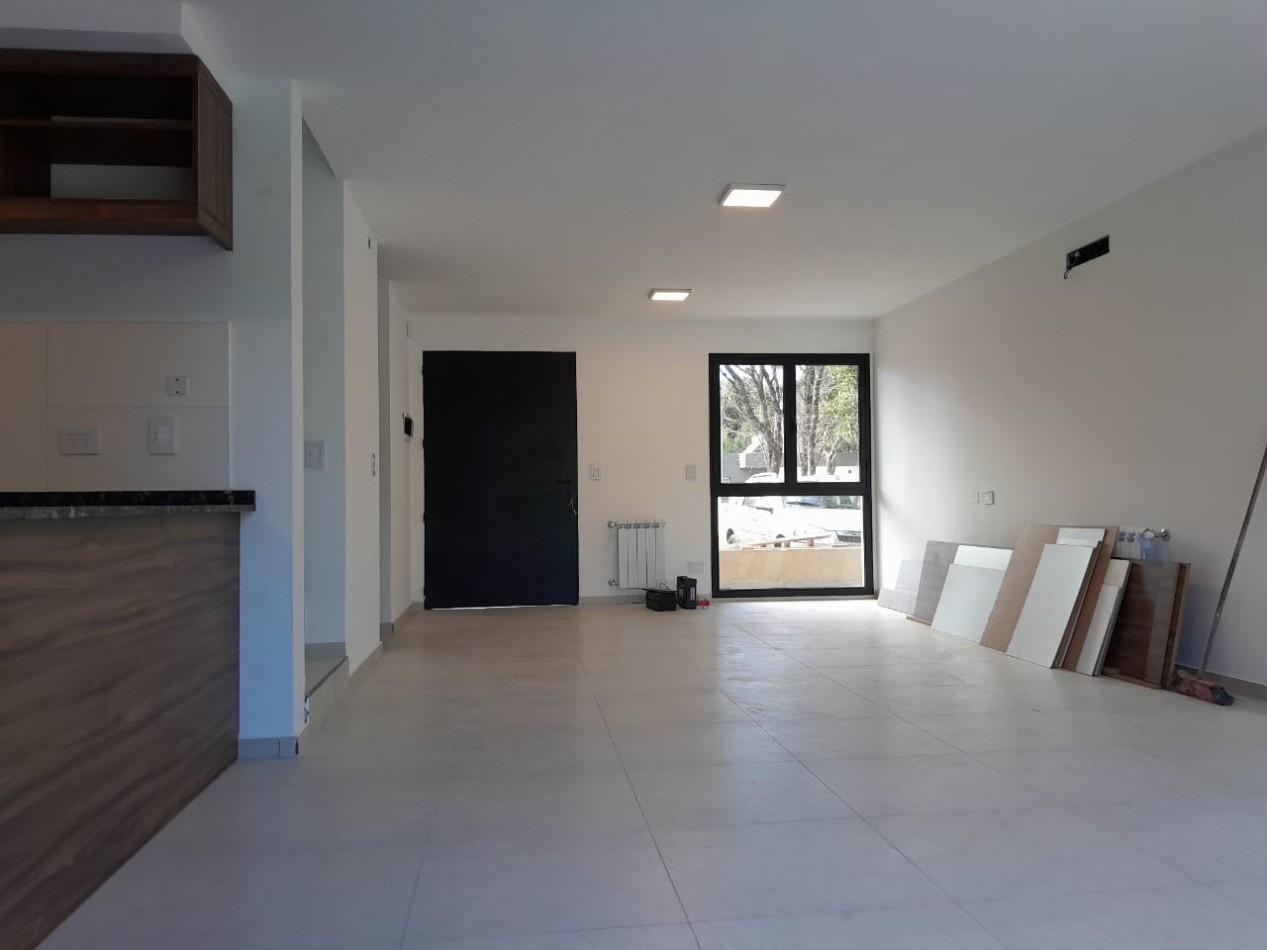 VENDO CASA 3 DORM. ETAPA ECO-VILLA CATALINA C/ESCRITURA 