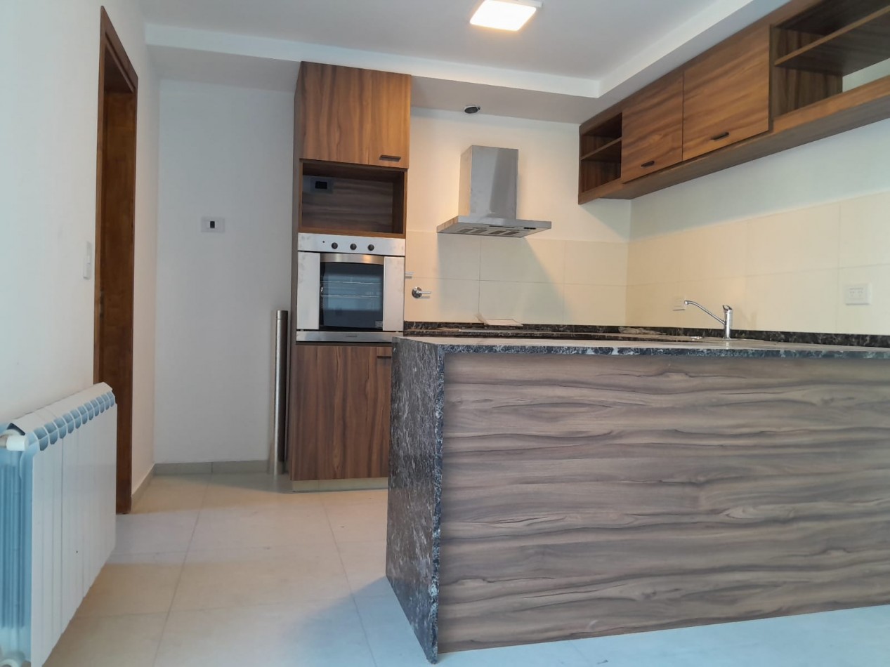 VENDO CASA 3 DORM. ETAPA ECO-VILLA CATALINA C/ESCRITURA 