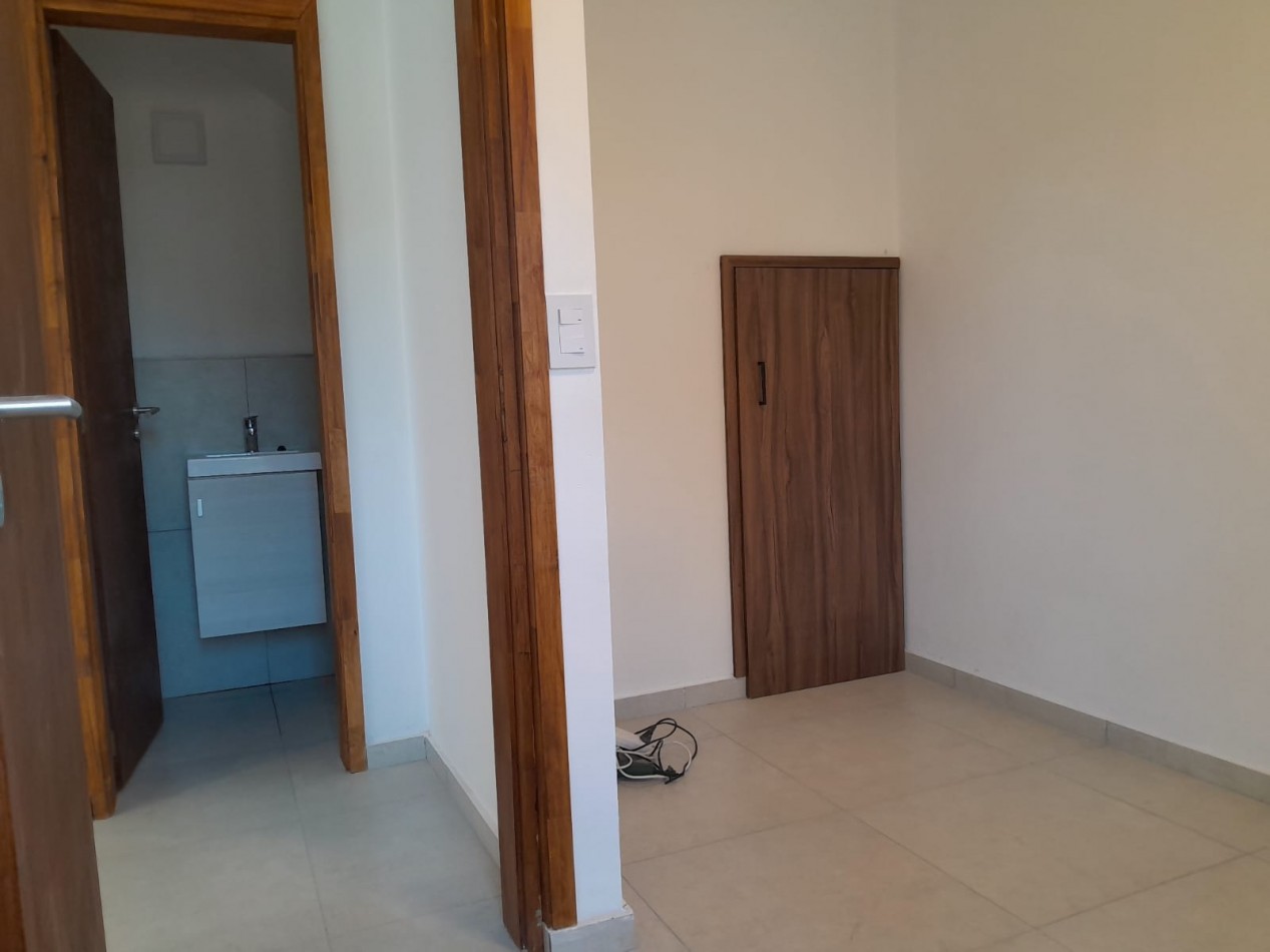 VENDO CASA 3 DORM. ETAPA ECO-VILLA CATALINA C/ESCRITURA 