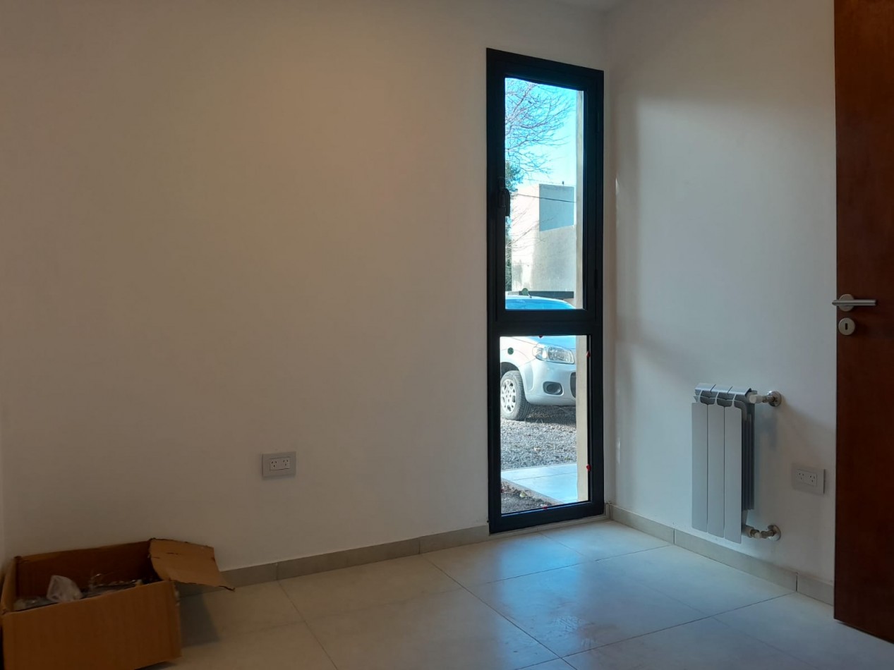 VENDO CASA 3 DORM. ETAPA ECO-VILLA CATALINA C/ESCRITURA 