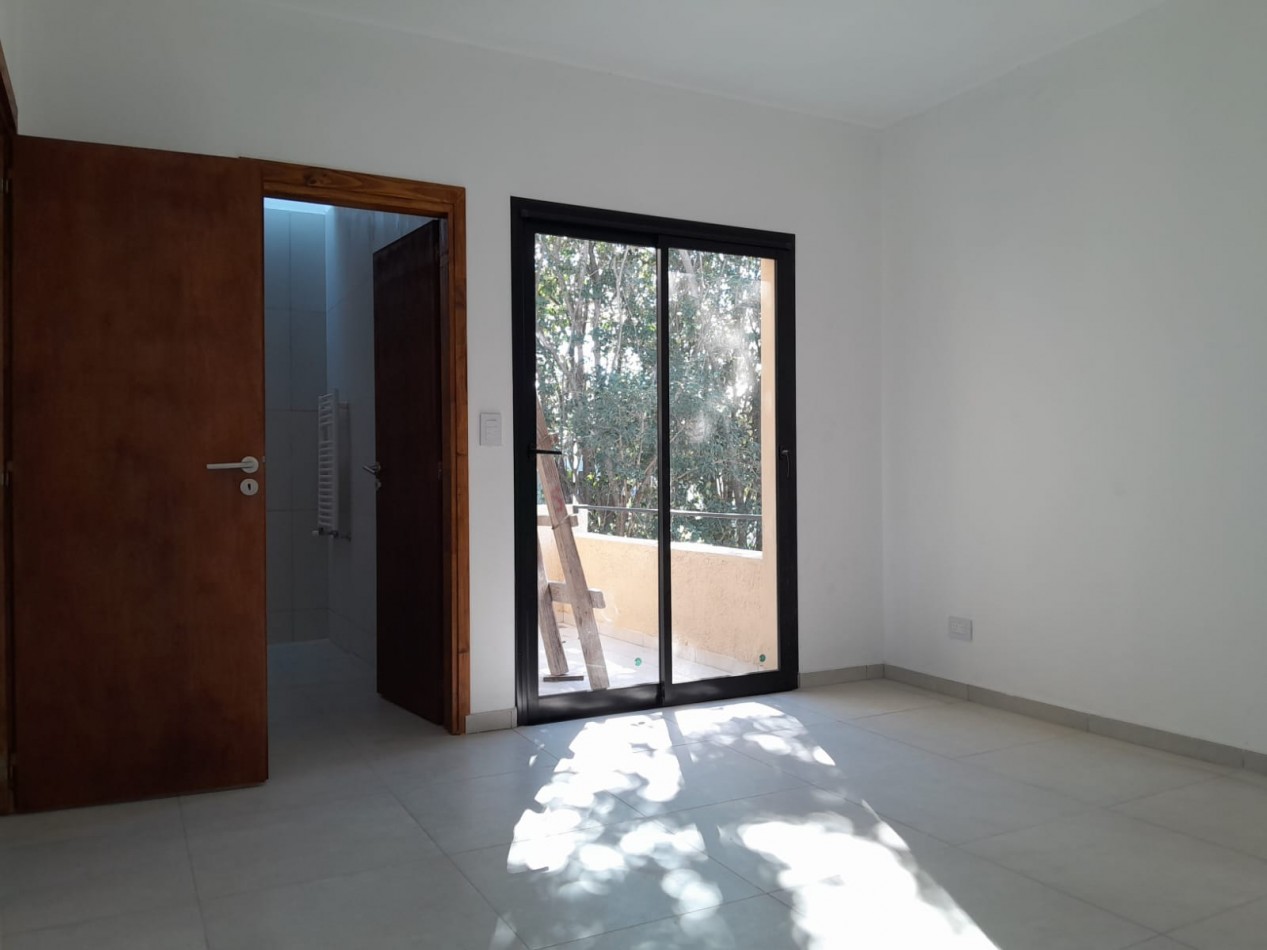 VENDO CASA 3 DORM. ETAPA ECO-VILLA CATALINA C/ESCRITURA 