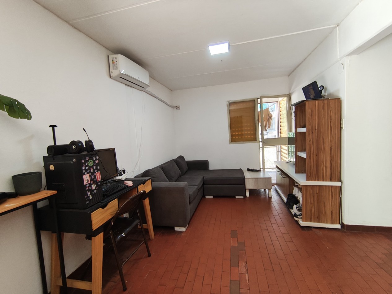 VENDO DEPARTAMENTO DE 2 DORM. EN COMPLEJO B° ALTO ALBERDI.