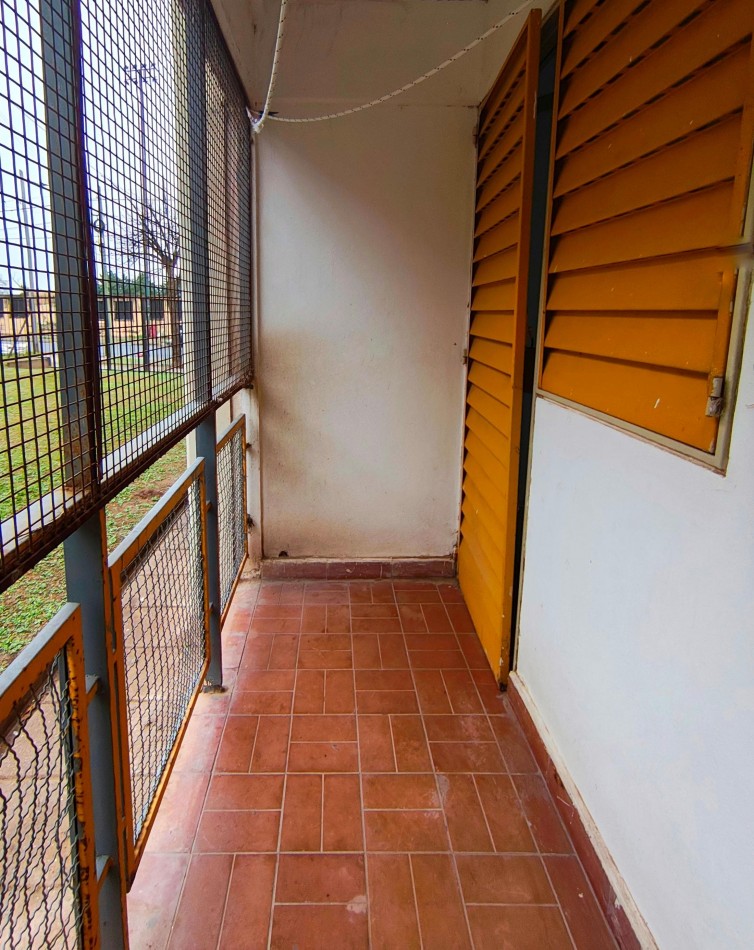 VENDO DEPARTAMENTO DE 2 DORM. EN COMPLEJO B° ALTO ALBERDI.
