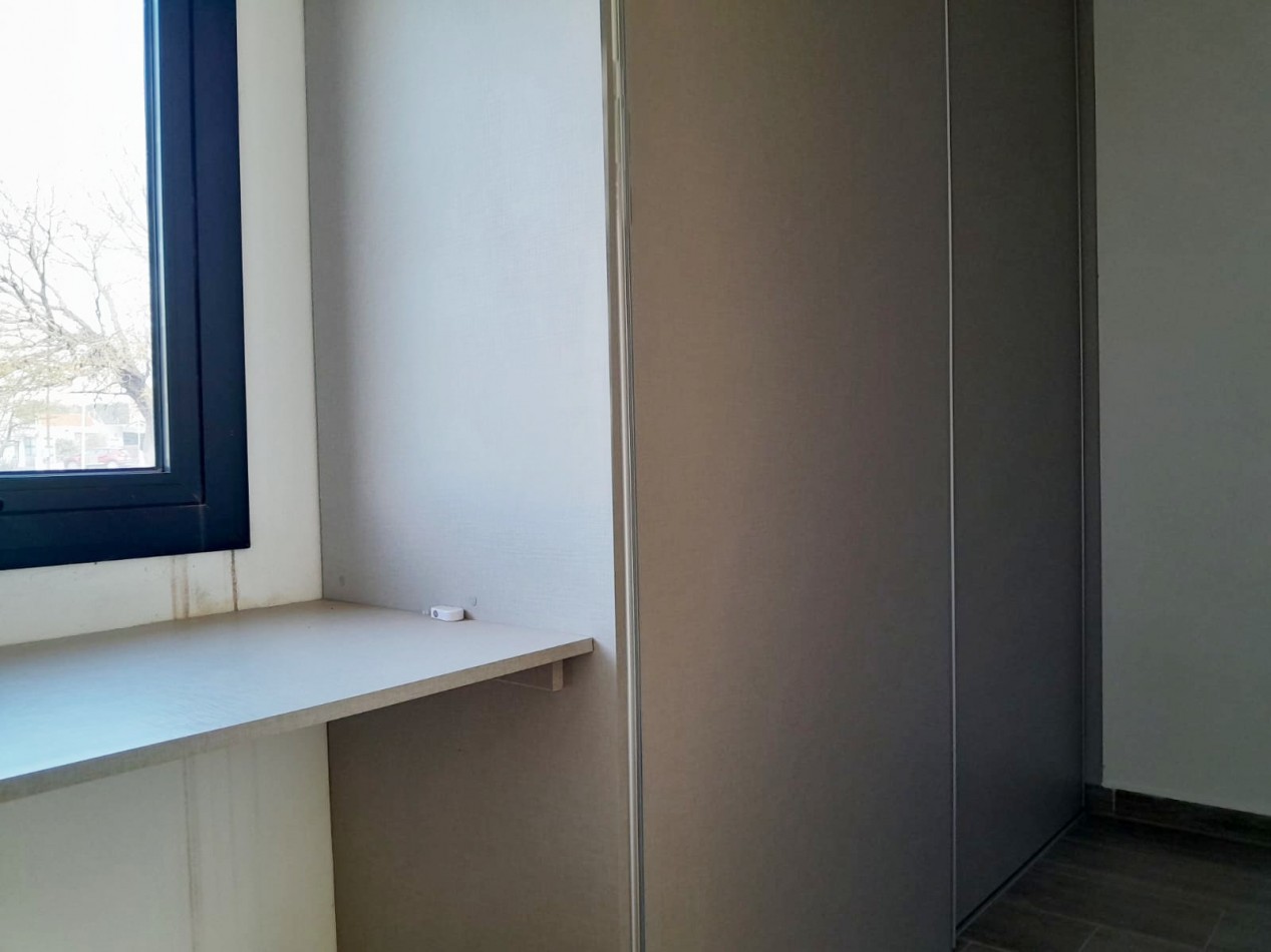 VENDO CASA 2 DORM. VILLA CATALINA. APTO CREDITO!!!