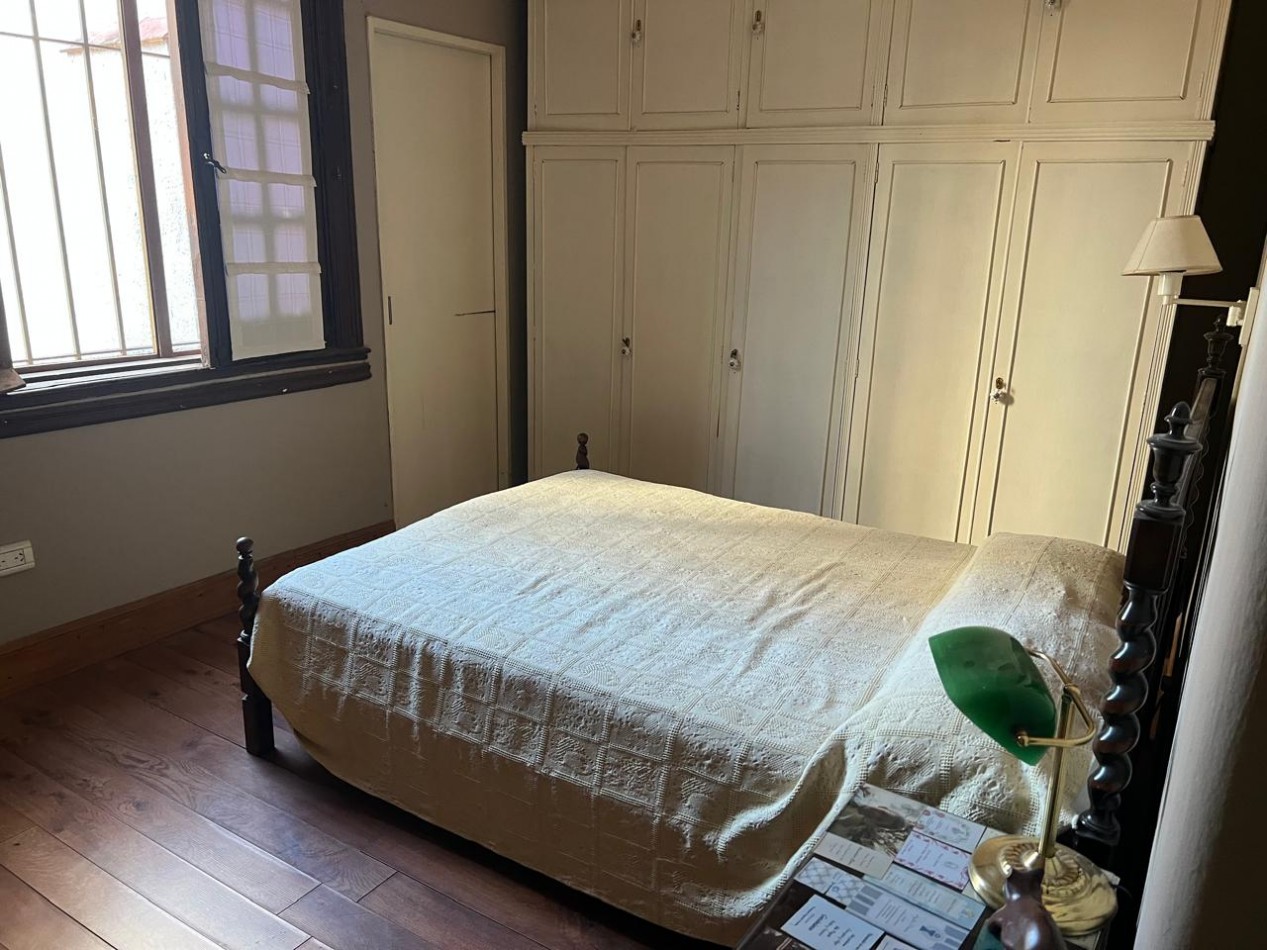 VENDO CASA COLONIAL DE 4 DORM. C/PILETA. VENADO TUERTO.