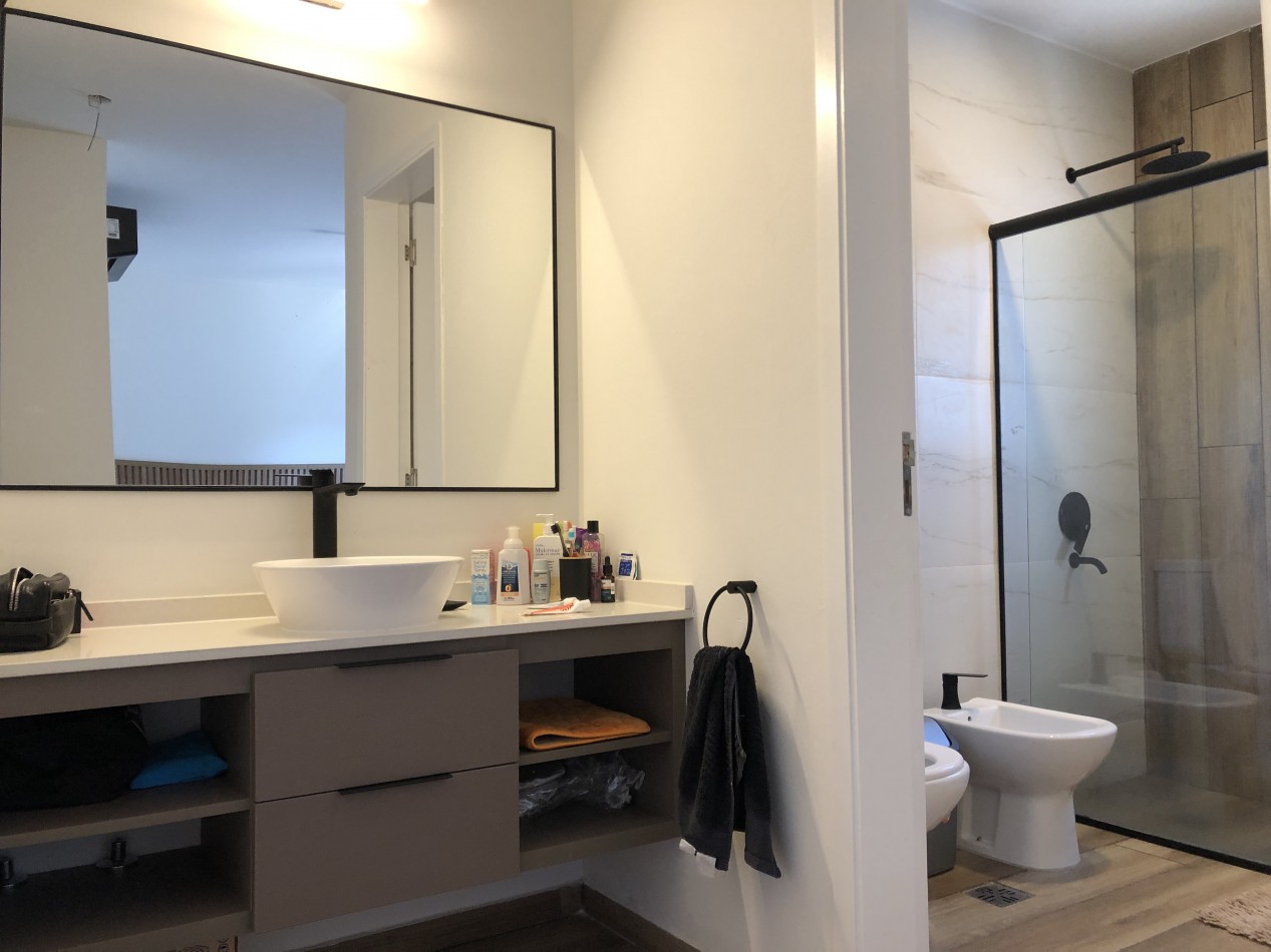 VENDO DUPLEX 3 DORMITORIOS EQUIPADO EN HOUSING VISBY. B° LA SALLE