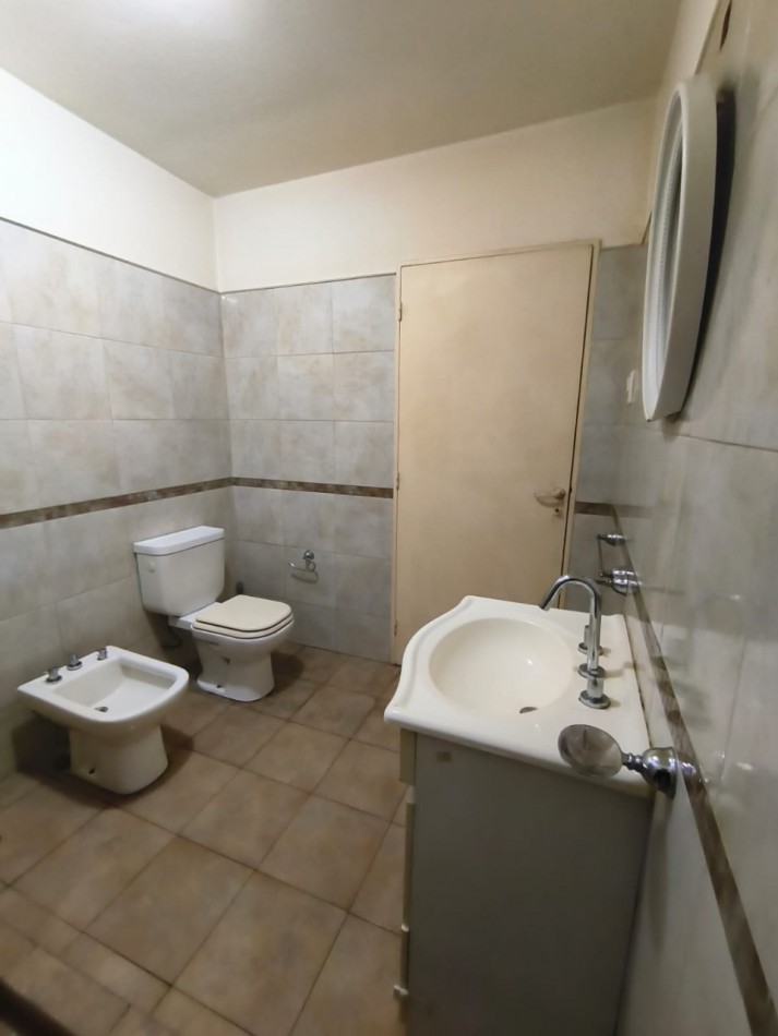 VENTA - CASA 2 DORMITORIOS CON PILETA Y QUINCHO