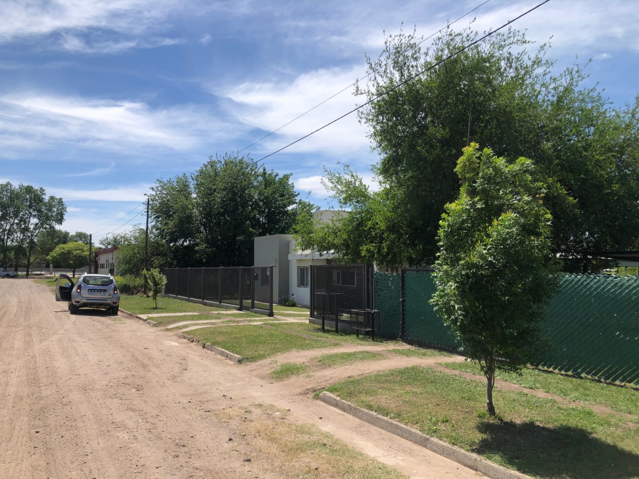 VENDO 2 LOTES B° NUEVO RIO CEBALLOS. 1.485 M2. APTO COMERCIAL/RESIDENCIAL. ESCRITURA.