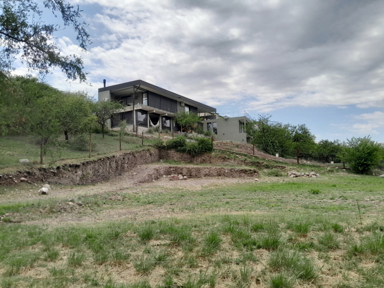 VENTA DE LOTE 1.046 m² BARRIO CUMBRES DEL GOLF, VILLA ALLENDE. LISTO PARA CONSTRUIR