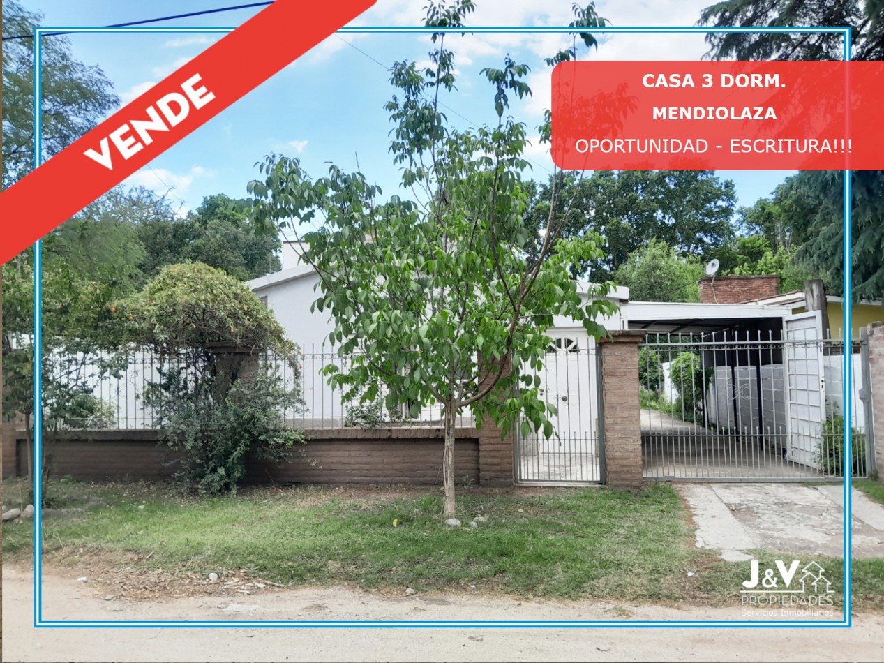 Vendo casa de 3 dormitorios en Mendiolaza