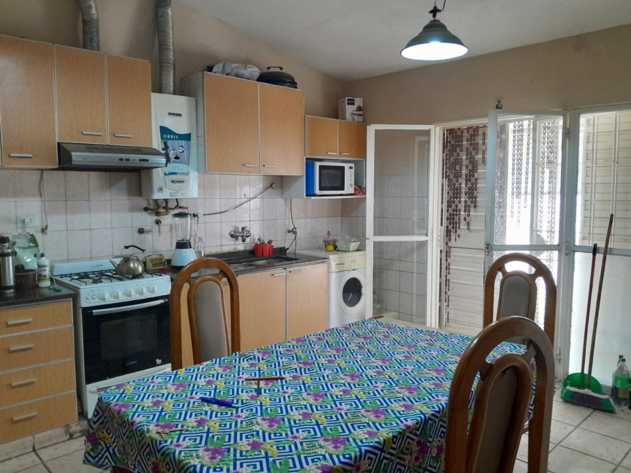 Vendo casa de 3 dormitorios en Mendiolaza