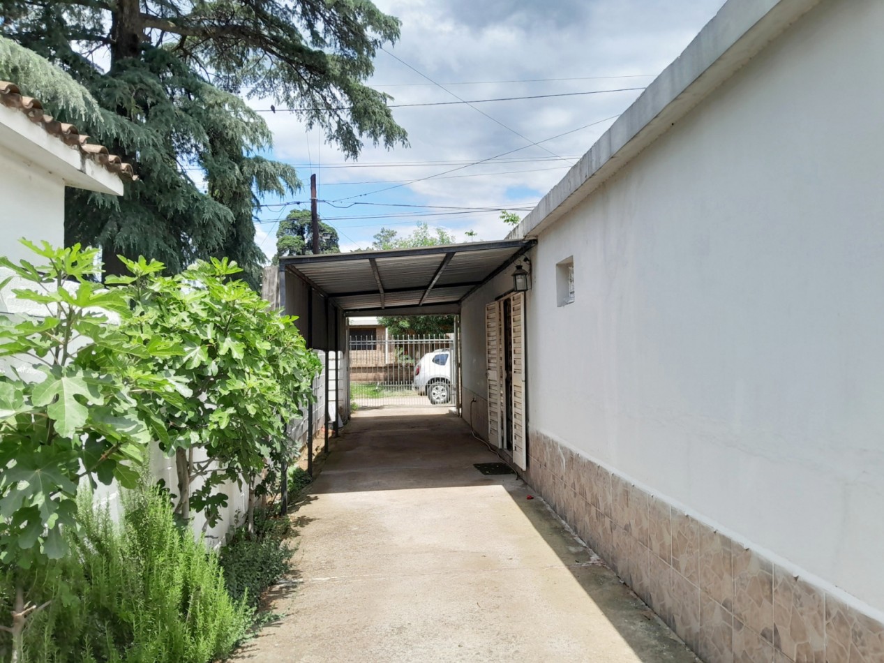 Vendo casa de 3 dormitorios en Mendiolaza