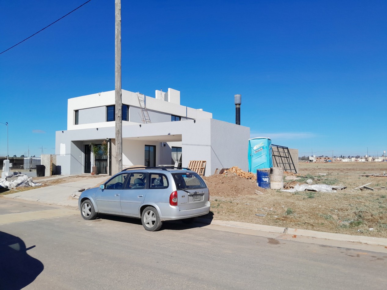 Vendo lote de 250 m² en Cuestas de Manantiales - Apto Duplex