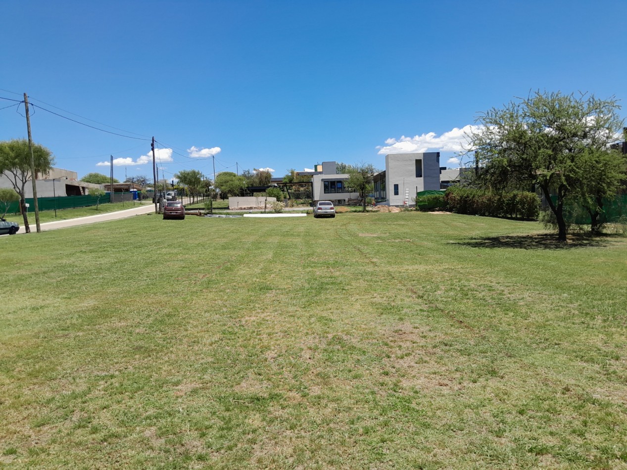 Vendo lote central de 1.550 m² en Las Corzuelas - Etapa 1