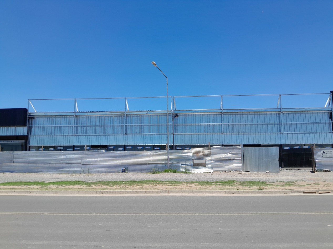 ALQUILO LOCALES COMERCIALES A ESTRENAR SOBRE AV. CIRCUNVALACION NORTE