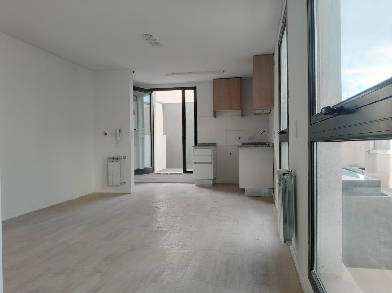 VENDO DEPARTAMENTO 2 DORM. HOUSING DISTRITO VEINTE B° NUEVO POETA LUGONES. PROXIMO A ESCRITURAR!!!