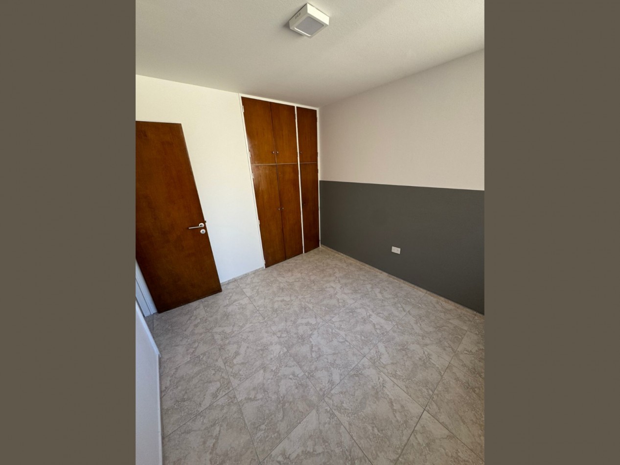 VENDO DEPARTAMENTO 2 DORMITORIOS RESTAURADO - B° NUEVA CORDOBA