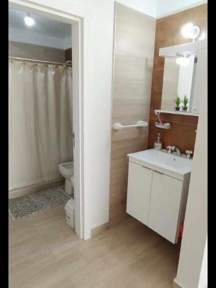 VENDO CASA 2 DORMITORIOS - VILLA CATALINA - PRIMERA ETAPA