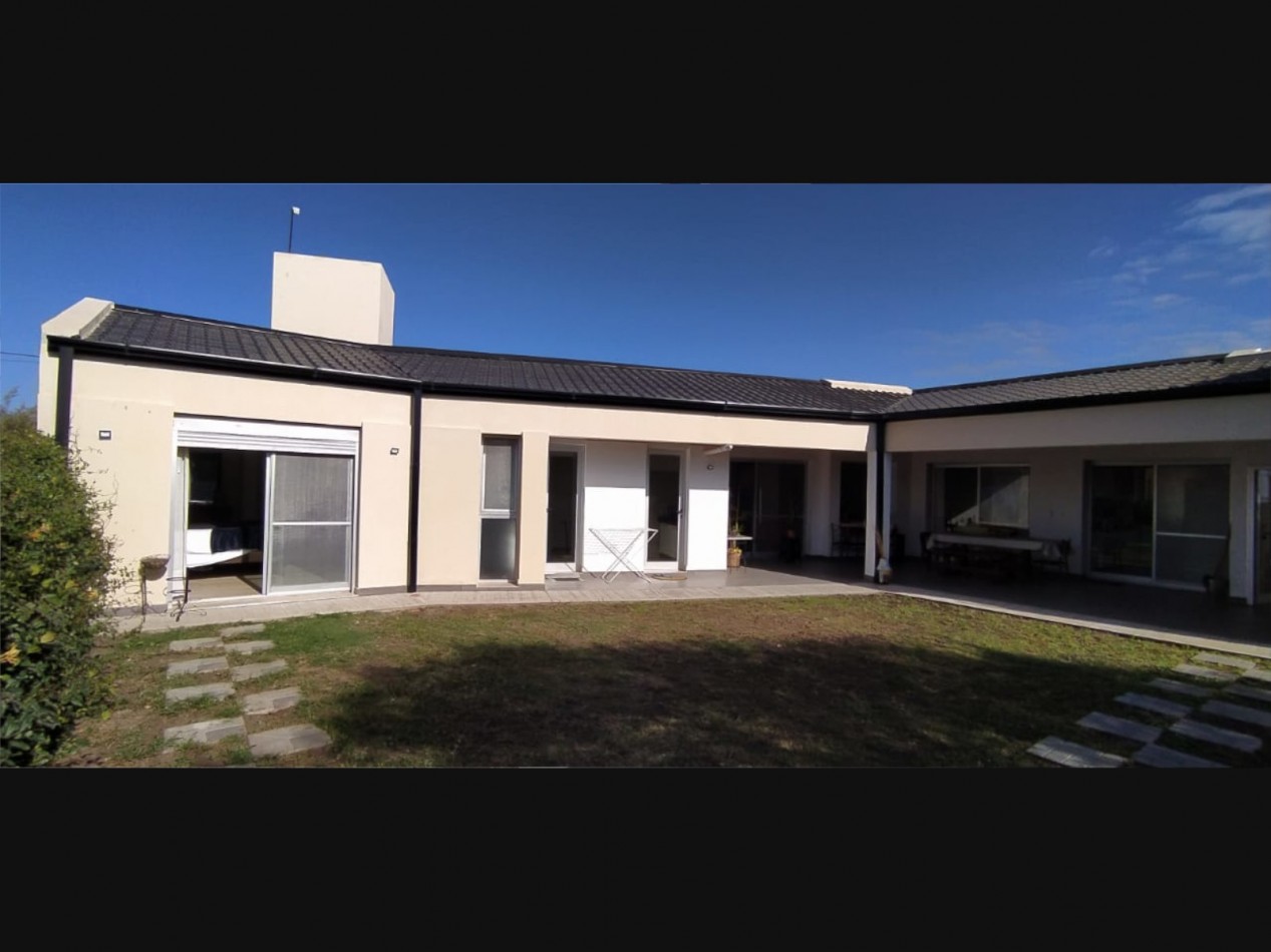 VENDO CASA 2 DORMITORIOS - VILLA CATALINA - PRIMERA ETAPA