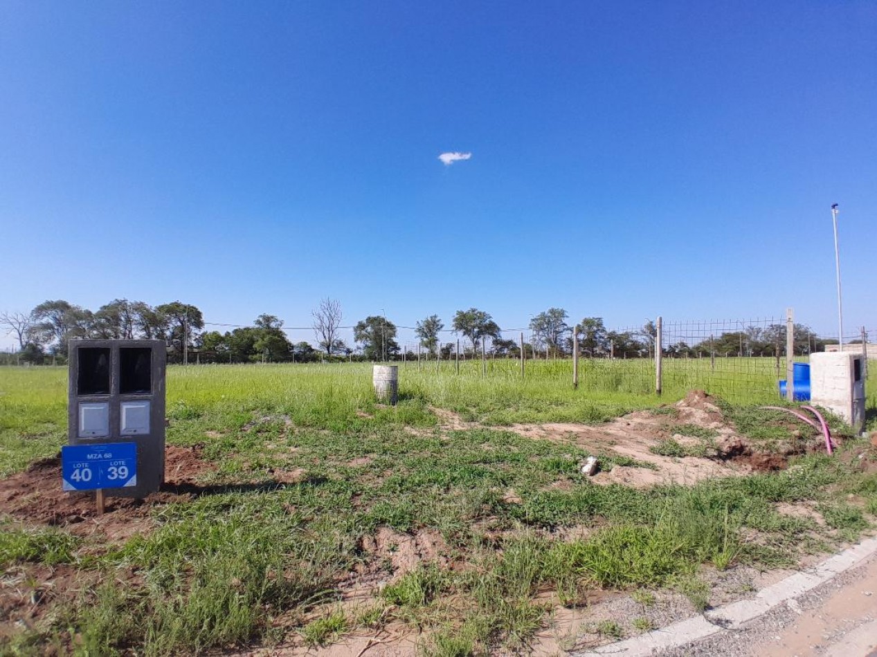 Vendo lote de 250 m² en Cuestas de Manantiales - Apto Duplex