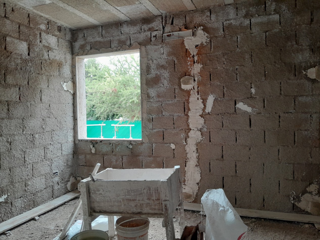 Casa 3 Dormitorios a Estrenar - Excelente Calidad - Escritura. Villa Catalina