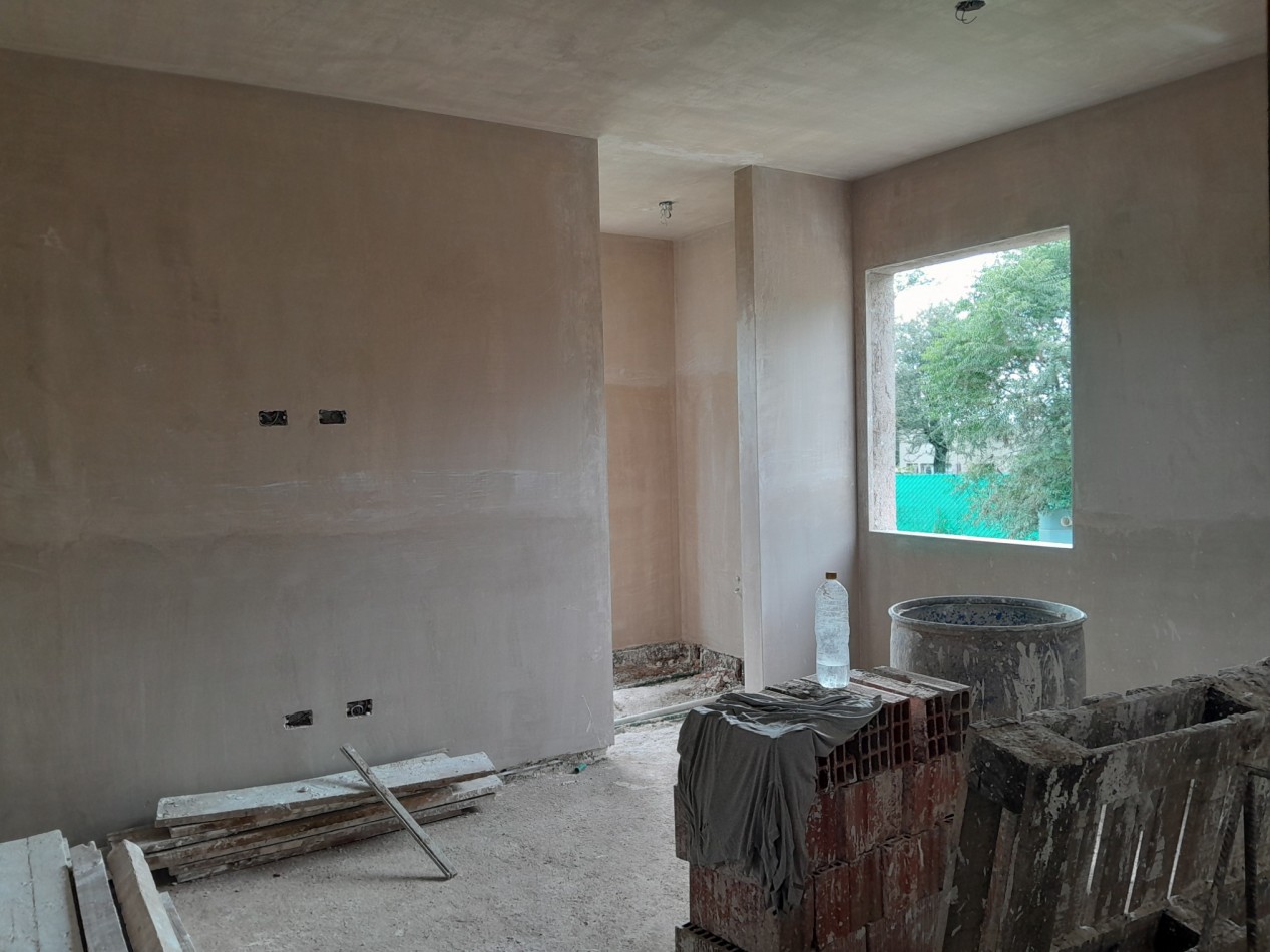 Casa 3 Dormitorios a Estrenar - Excelente Calidad - Escritura. Villa Catalina