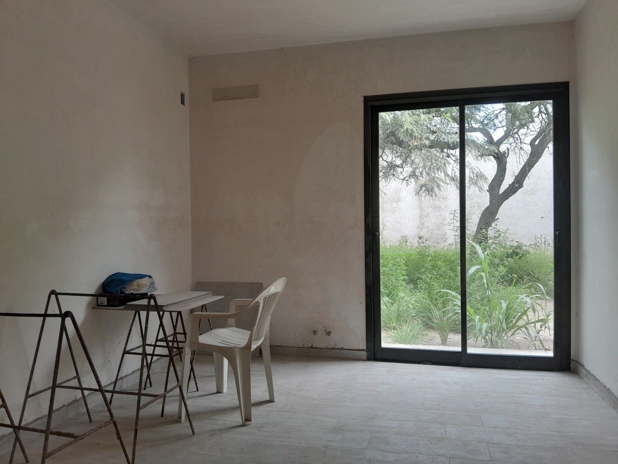 Casa 3 Dormitorios a Estrenar - Excelente Calidad - Villa Catalina