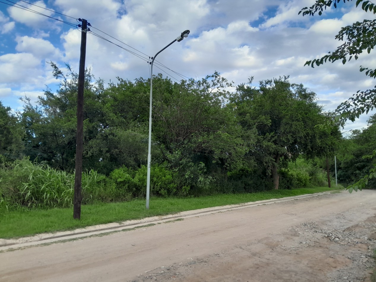 VENDO LOTE 1.757 M2 CON PROYECTO DE CENTRO COMERCIAL. RUTA E53.