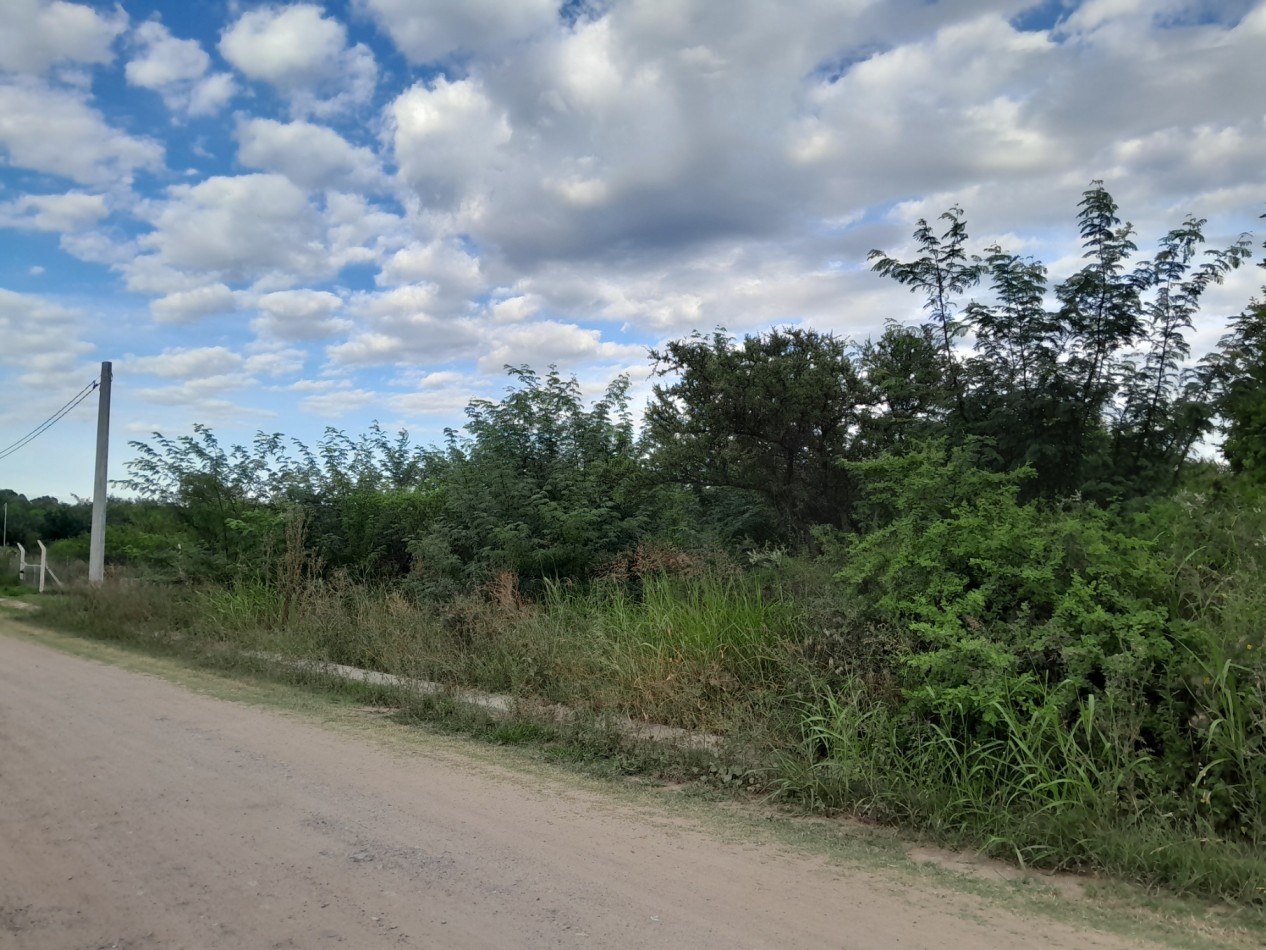 VENDO LOTE 1.757 M2 CON PROYECTO DE CENTRO COMERCIAL. RUTA E53.