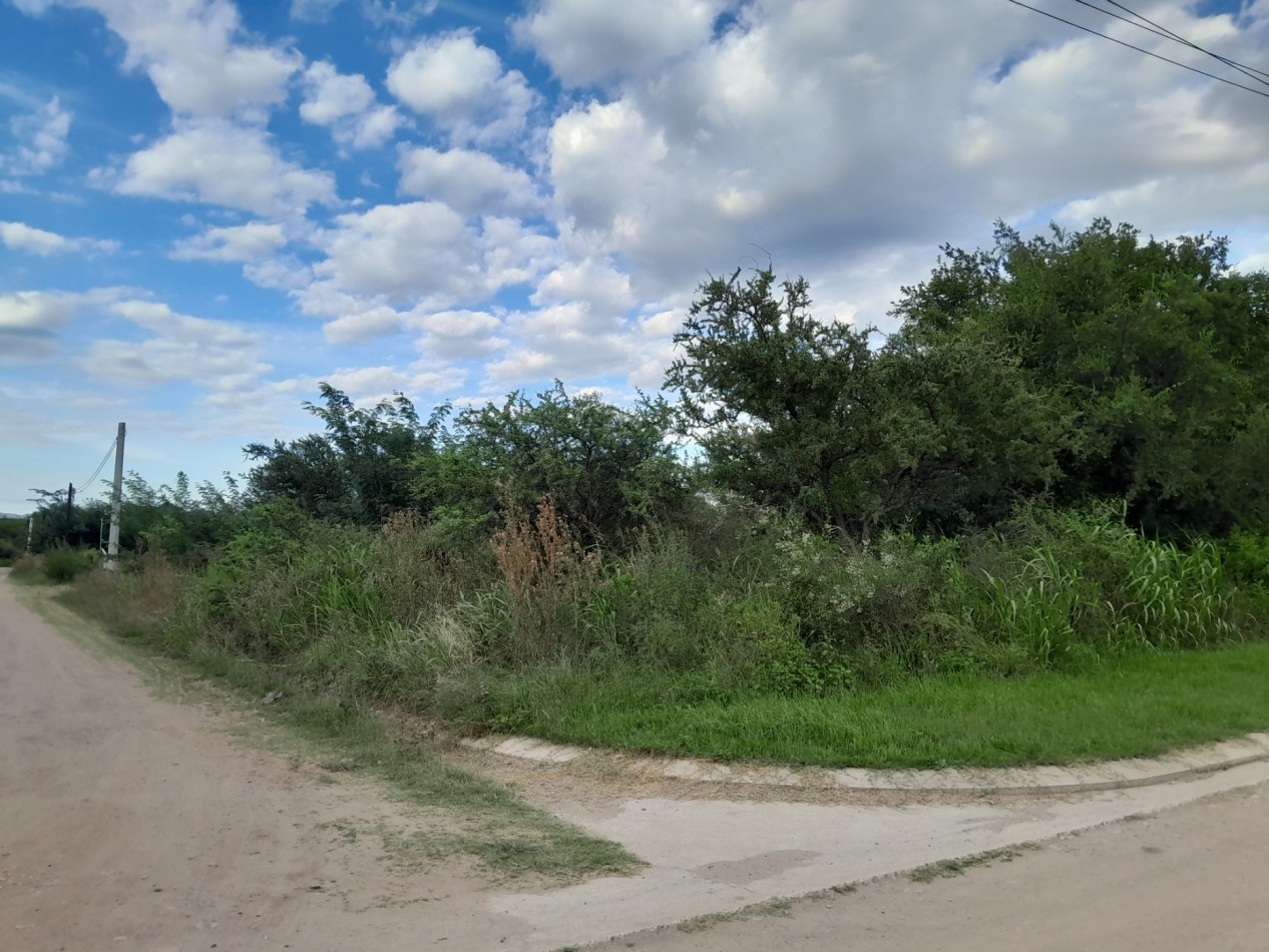 VENDO LOTE 1.757 M2 CON PROYECTO DE CENTRO COMERCIAL. RUTA E53.