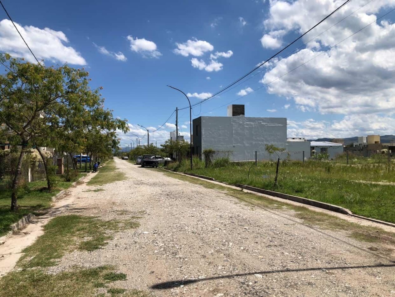 VENDO LOTE 385 m² C/ESCRITURA - B° VILLA JUANA - ALTA GRACIA