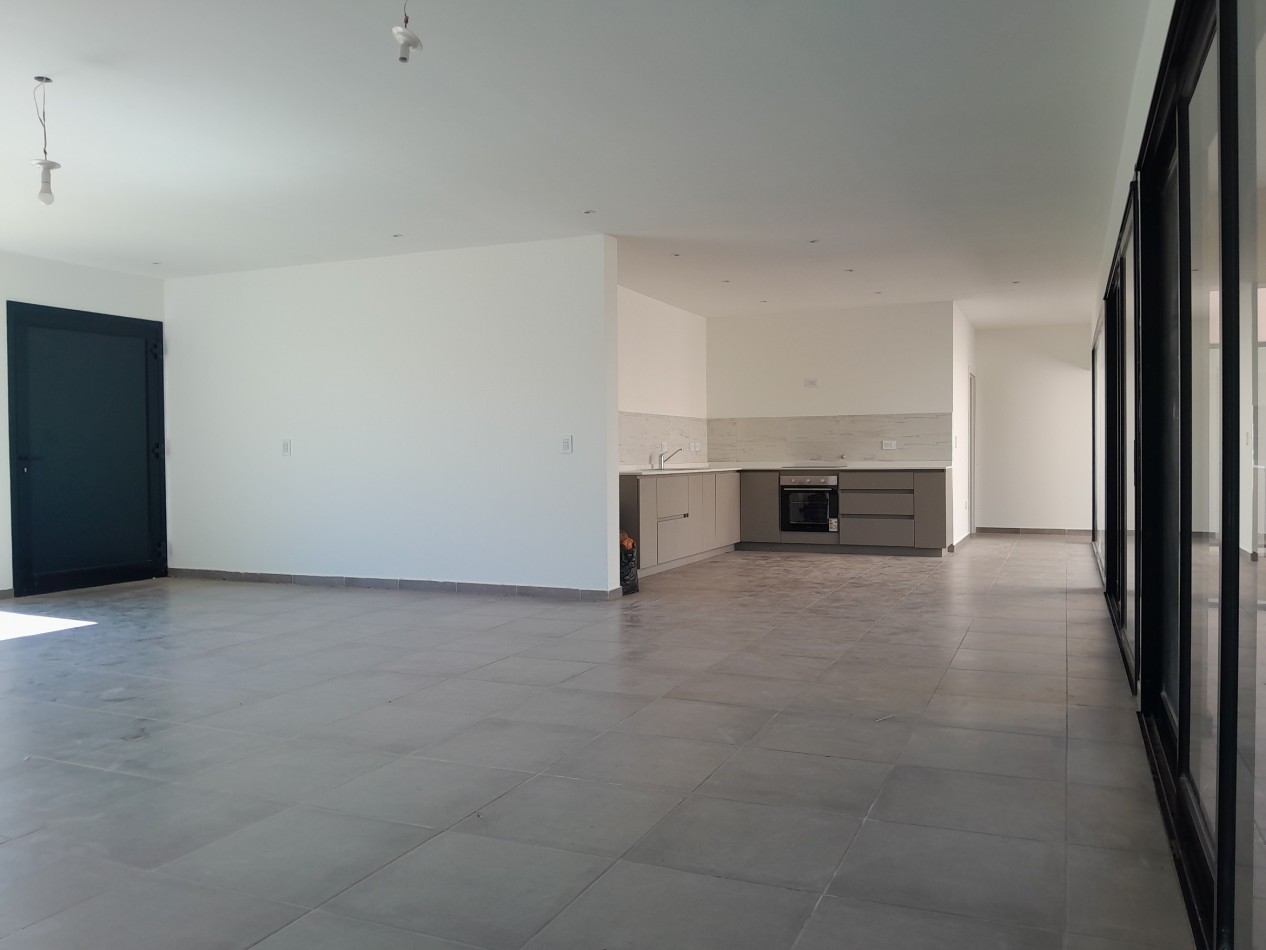 Casa a estrenar en Villa Catalina - Etapa Bosques | 2 Dormitorios