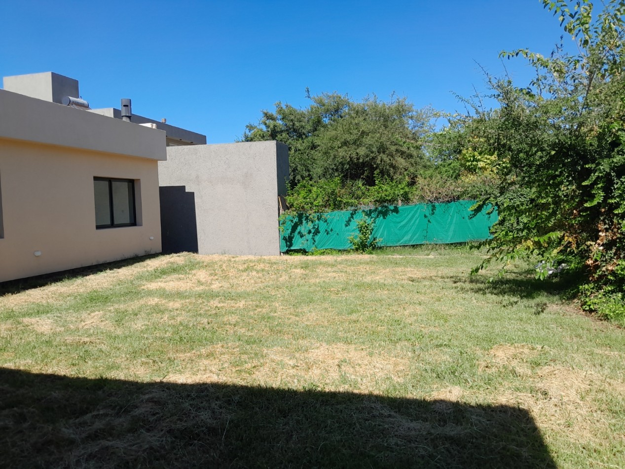 Casa a estrenar en Villa Catalina - Etapa Bosques | 2 Dormitorios