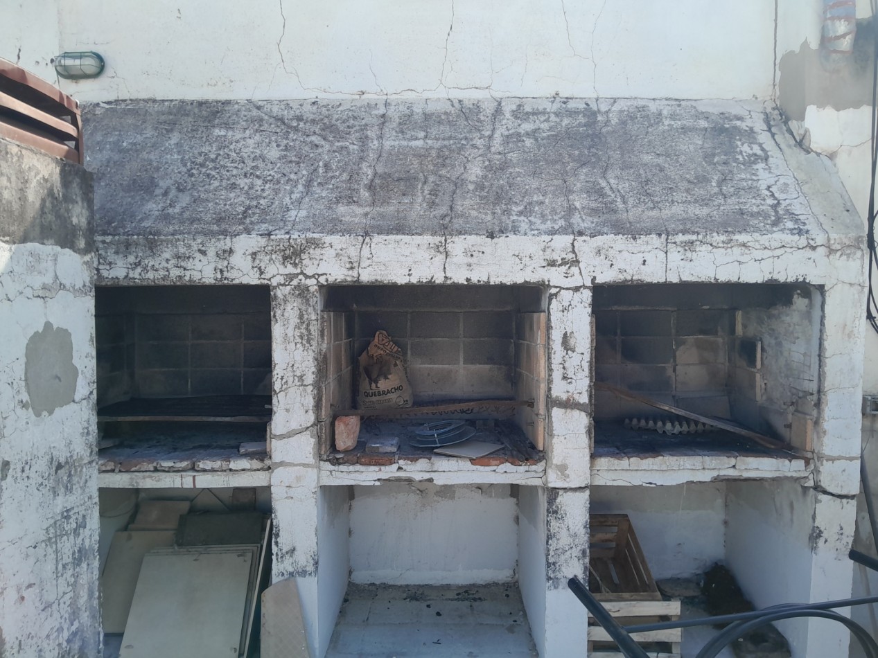 VENDO DEPARTAMENTO 2 DORM. + COCHERA RECICLADO. B° SAN MARTIN